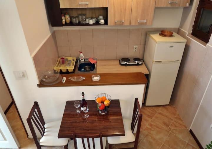 Exclusive Apartment Muo Kotor Bagian luar foto