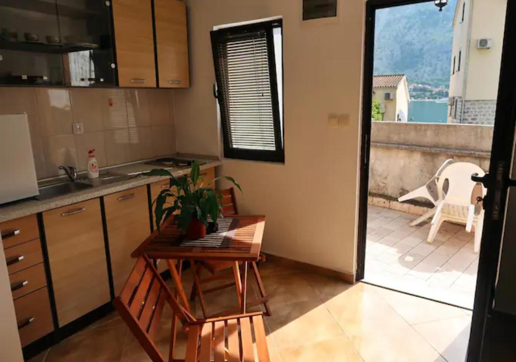 Exclusive Apartment Muo Kotor Bagian luar foto